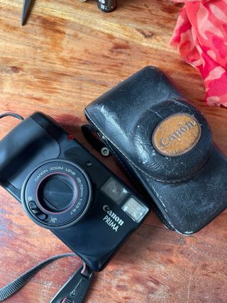 Canon Prima Cámara Analógica Zoom 35-70mm