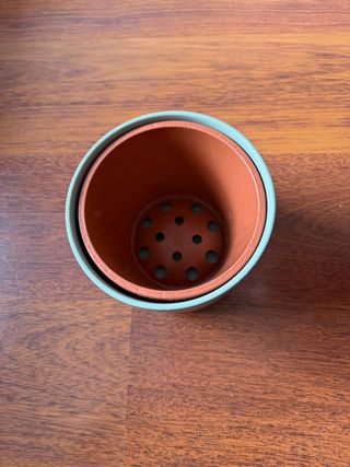 Maceta Herstera 12 cm con tiesto interior