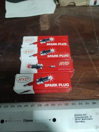 Bujías HYD.  L7T para motos y minimotos