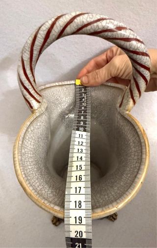 Cesto Portafiori in Porcellana con Base