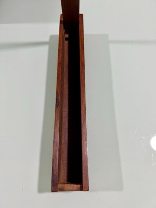 Quemador de incienso de madera rústica
