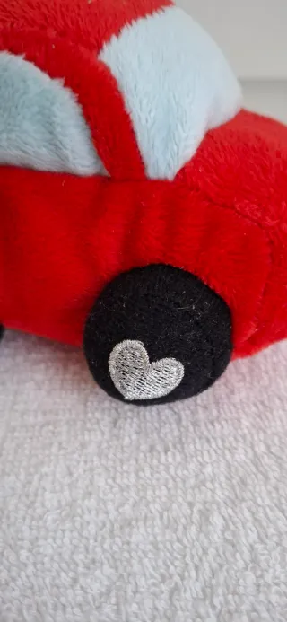 Macchina peluche rossa San Valentino