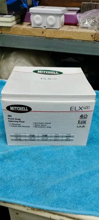 Carrete de pesca Mitchell ELX 600