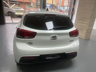 KIA Rio 1.0 TGDi MHEV Concept 100cv