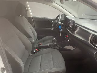 KIA Rio 1.0 TGDi MHEV Concept 100cv