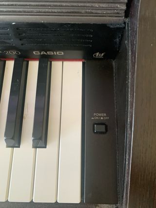 Piano Digital Casio Celviano Marrón