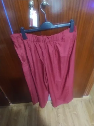 Pantalones formales rojos