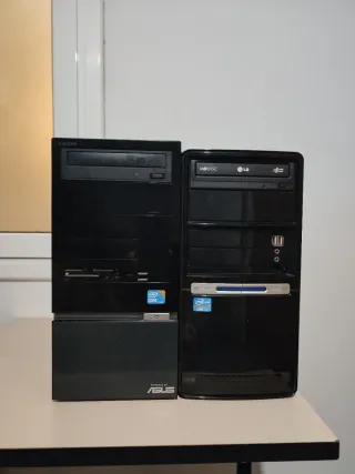 Pac de 2 Torres PC (sin disco duro)