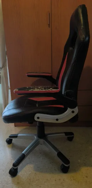 Silla Gaming Negra y Roja