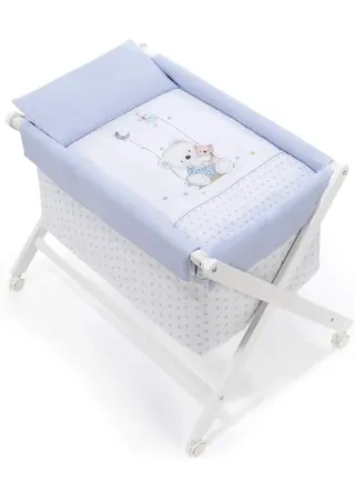 Estructura de minicuna con ruedas y colchón