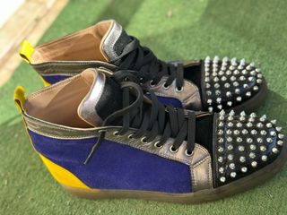 Zapatos de hombre negros y rojos