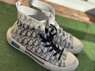 Zapatos de hombre negros y rojos