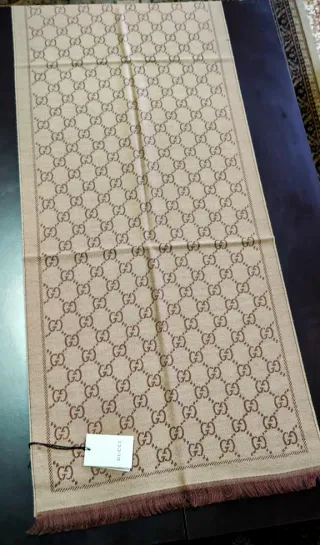 Sciarpa Gucci 100% Lana GG Jacquard