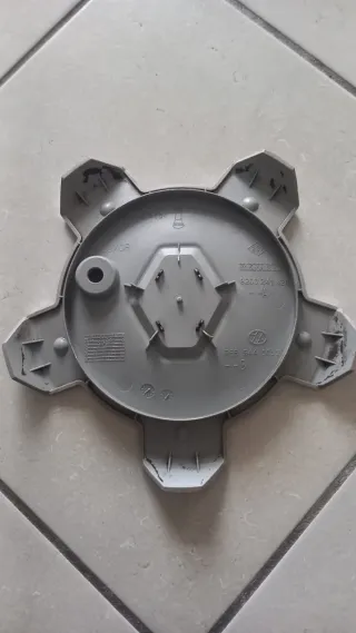 Coprimozzo Renault 8200241426