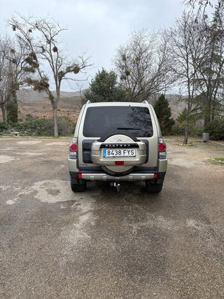 Mitsubishi Montero 2008