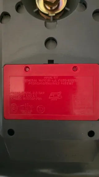 Vaporeta Lady Vap (años 90) – Funciona, con maleta