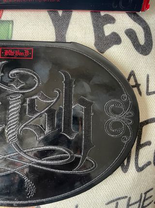 Kat Von D Fetish Paleta de Maquillaje Negra