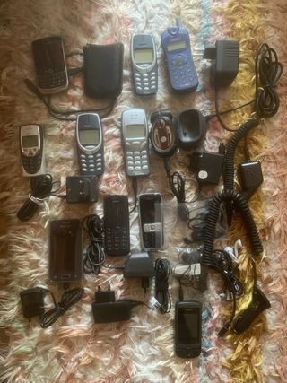 Lote móviles antiguos Alcatel, Nokia, Samsung