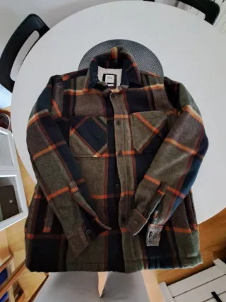 Chaqueta Zara con borrego interior