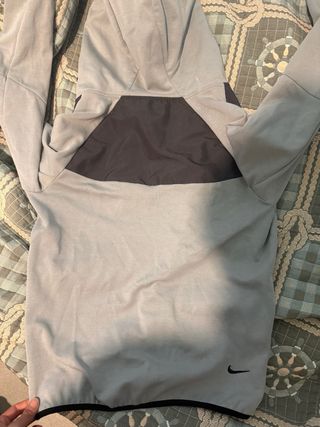 Chaqueta Nike Tech Gris y Amarilla