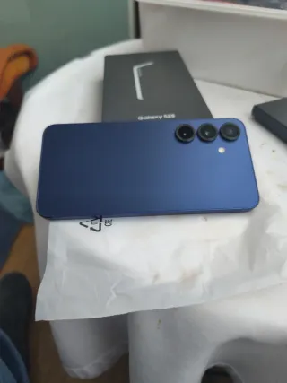 Samsung Galaxy S25 128GB Azul 12GB RAM