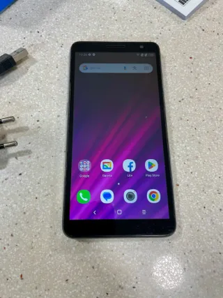 Smartphone Alcatel 1B