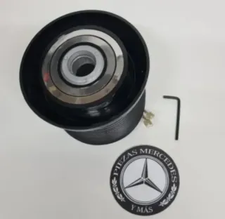 Piña Mercedes volante dirección