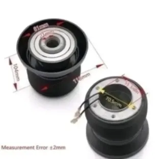 Piña Mercedes volante dirección