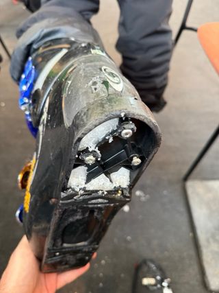 VENDO BOTAS SALOMON BARATAS  LEER BIEN!! CANDANCHU