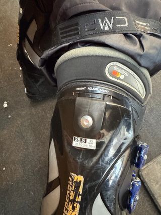 VENDO BOTAS SALOMON BARATAS  LEER BIEN!! CANDANCHU