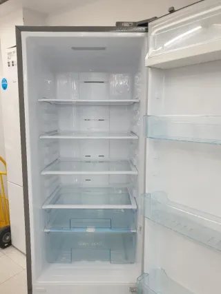 Nevera DAEWOO 2m x 60cm