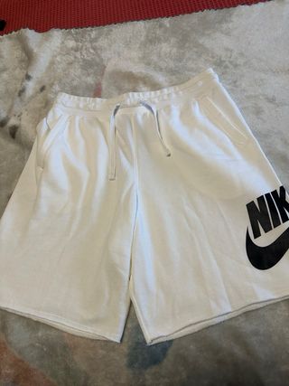 Pantalón corto Nike blanco talla L