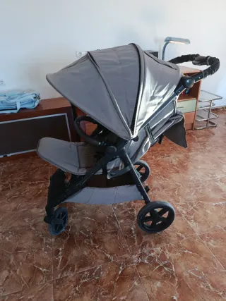 Silla coche Joie +carricoche+hamaca jane+mueble