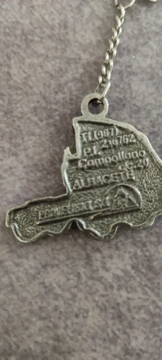 Llavero Camión Metálico