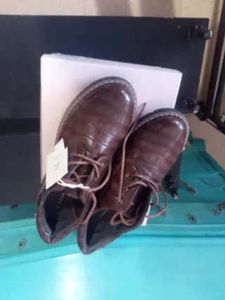 Zapatos de vestir marrones