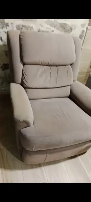 Butaca de tela beige