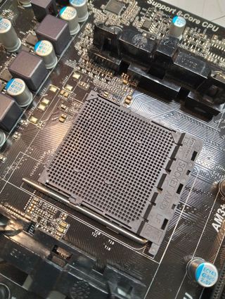 Placa Base ASRock 970 Pro3 R2.0 ATX Socket AM3+ AMD 970 + SB950