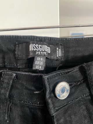 Pantalón skinny negro Missguided Petite T36