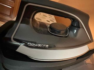 Centro Planchado Rowenta Perfect Steam Pro