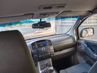 NISSAN NAVARA LE 190cv Doble Cab. Hard top 2010