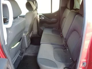 NISSAN NAVARA LE 190cv Doble Cab. Hard top 2010