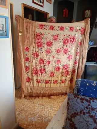 Mantón de Manila hecho a mano