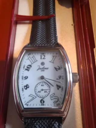 Reloj Justina Clásico