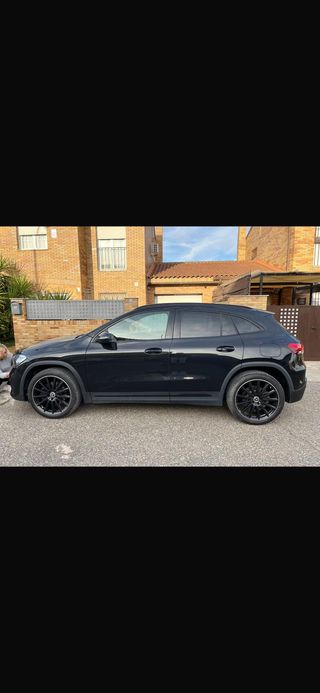 Mercedes-Benz GLA 250E  Hibri enchuf. (dic2021)