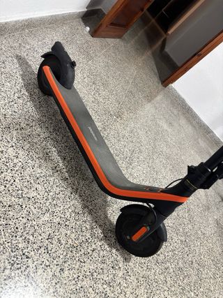 Patinete Eléctrico Naranja