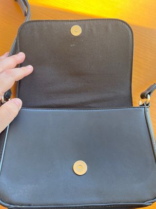 Bolso bandolera Pull and Bear negro