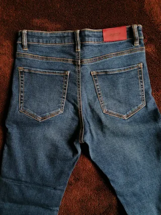 Pantalón vaquero tiro alto Stradivarius