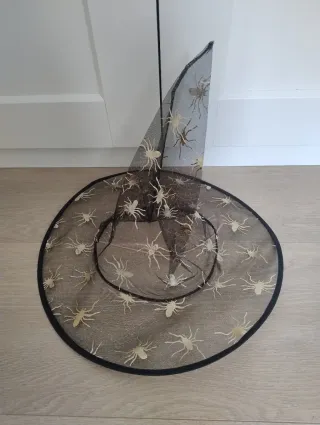 Disfraz Bruja: Camiseta Talla M con rotos + Gorro