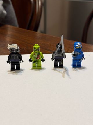 Lego Ninjago 4 Minifigure
