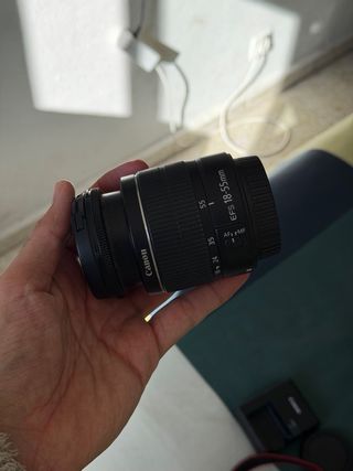 Cámara Canon EOS 2000D Kit EF-S 18-55mm